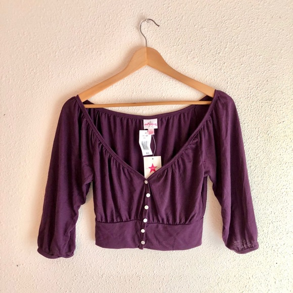 NWT ✨ Purple Crop Top - Picture 1 of 2